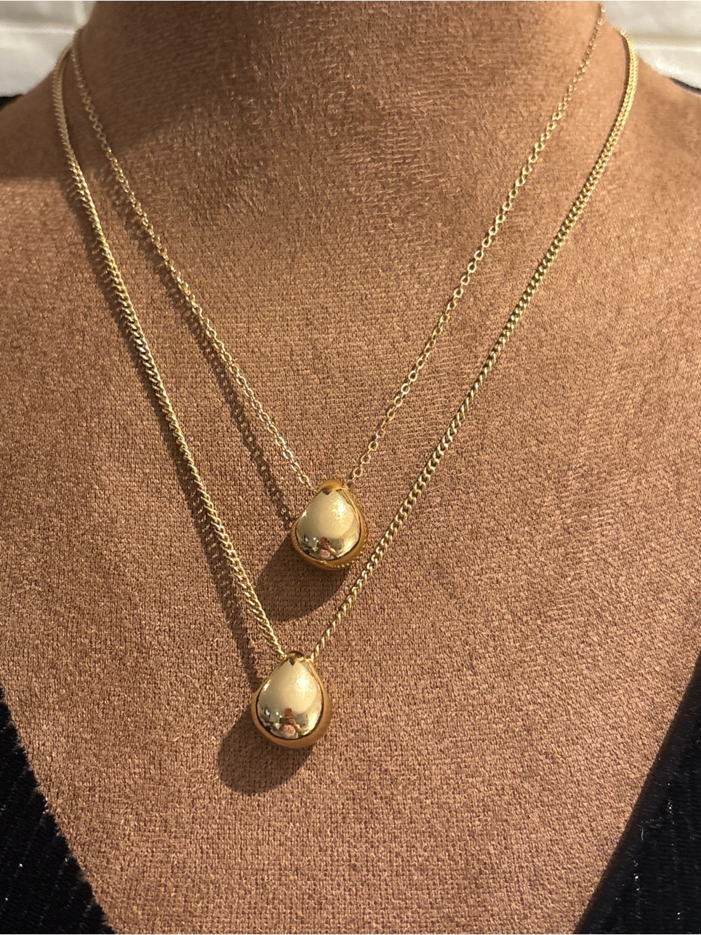 Gold Teardrop Pendant Layered Necklace - Women Jewelry